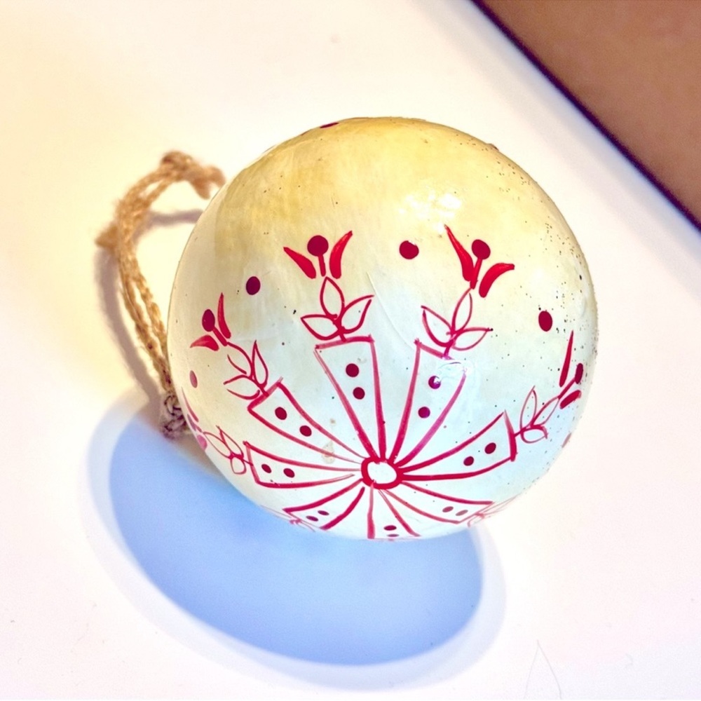 VINTAGE 3” Hand Painted Farmhouse Christmas Tree Ornament - Red & Ivory Cream